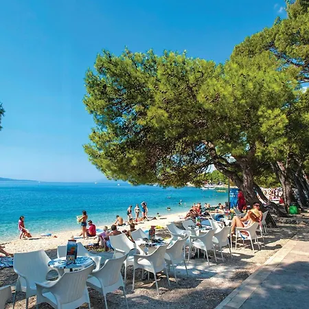 Apartment 1 Bedroom Cozy Apartment In Makarska